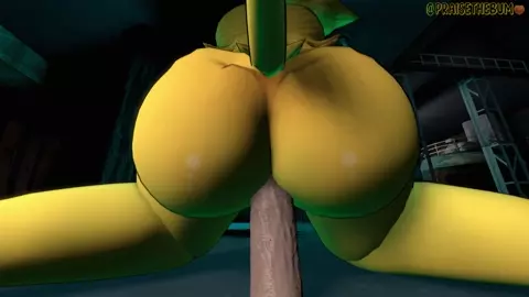 Chica Riding