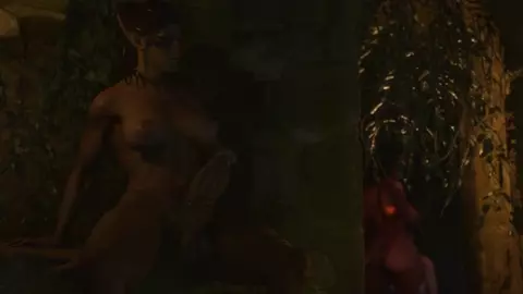 Laezel stalking Karlach and Shadowheart