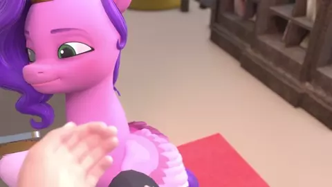 Pipp Petals is phoneless and she found things in life more peculiar