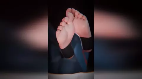 Feet | PMV