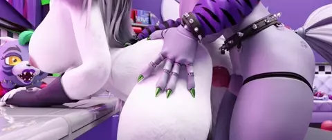 Loona and Roxanne's Edgy Backshots [BlackSpoiler]