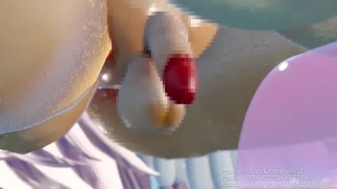 Futanari relieve herself