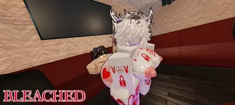 White Thick Girl tastes Huge BWC in her pussy - ROBLOX BLEACHED